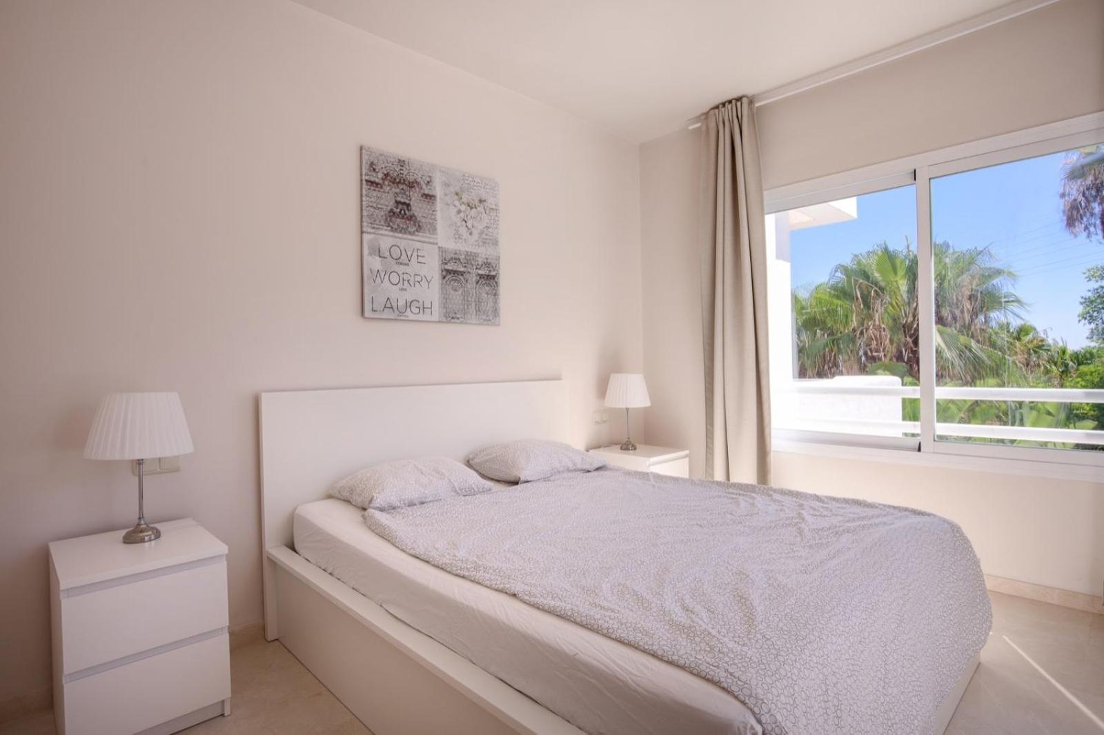 Alcazaba Lagoon Estepona Golf Appartement Buitenkant foto