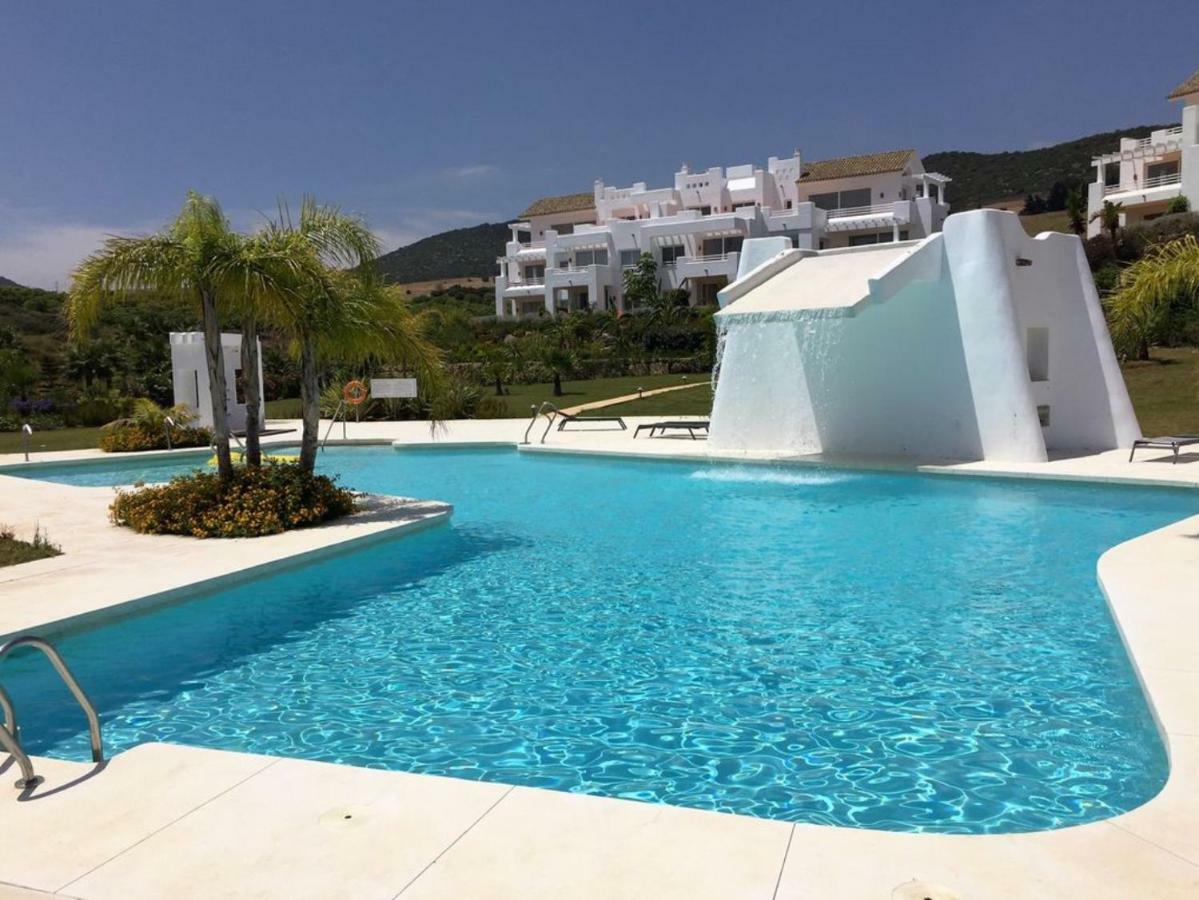 Alcazaba Lagoon Estepona Golf Appartement Buitenkant foto